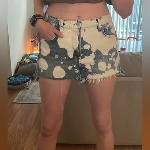 FRAME denim shorts size 26